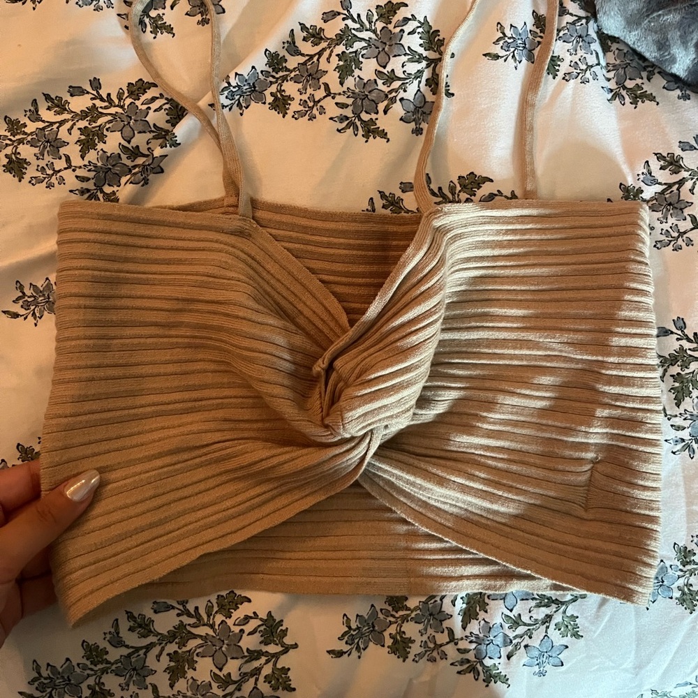 Twist Crop top
